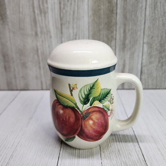 Casuals by China Pearl Single Shaker Red Apple Design with Handle 5'' Tall - Picture 2 of 6